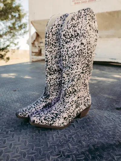 Sterling Kreek Women's Round 'em Up Boots In Pink/black/cowhide In Multi