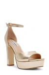 Steve Madden Ana Ankle Strap Platform Sandal In Gold Leather