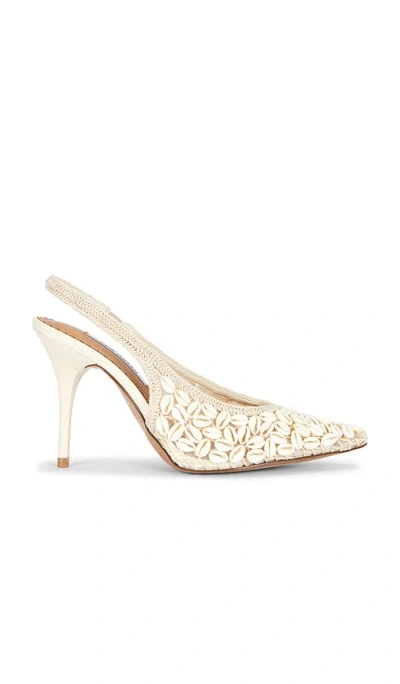 Steve Madden Andromeda Shell Pumps In Brown