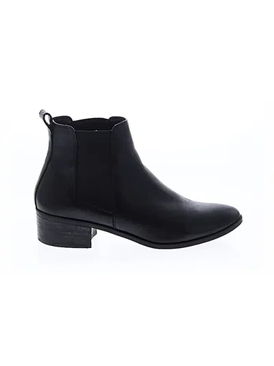 Pre-owned Steve Madden Ankle Boots In Black