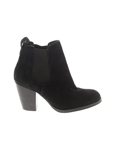 Pre-owned Steve Madden Ankle Boots In Black