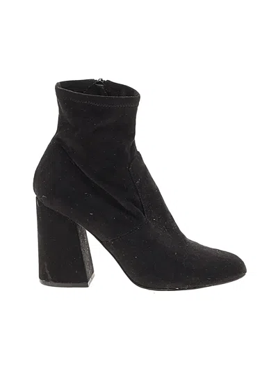 Pre-owned Steve Madden Ankle Boots In Black