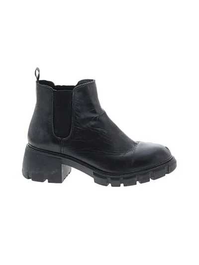 Pre-owned Steve Madden Ankle Boots In Black