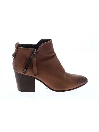 Pre-owned Steve Madden Ankle Boots In Brown