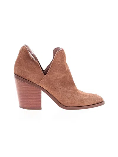 Pre-owned Steve Madden Ankle Boots In Brown