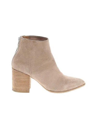 Pre-owned Steve Madden Ankle Boots In Tan