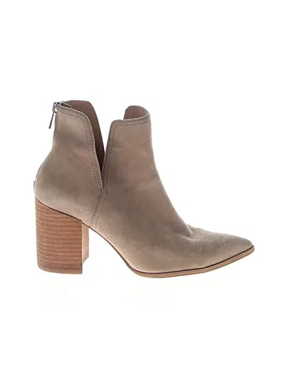 Pre-owned Steve Madden Ankle Boots In Tan