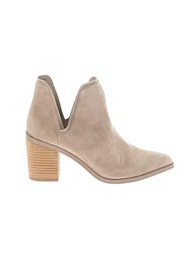 Pre-owned Steve Madden Ankle Boots In Tan