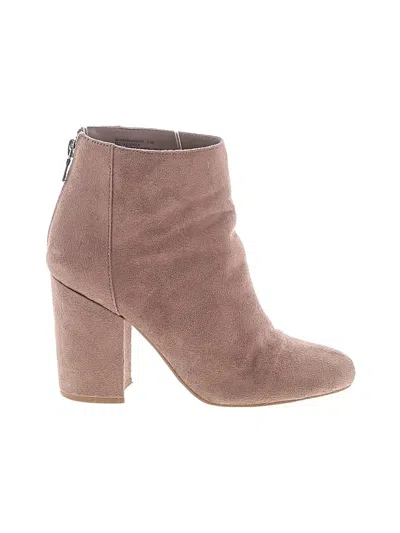 Pre-owned Steve Madden Ankle Boots In Tan
