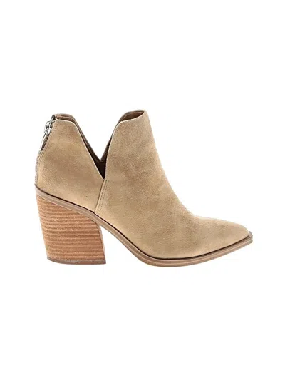 Pre-owned Steve Madden Ankle Boots In Tan
