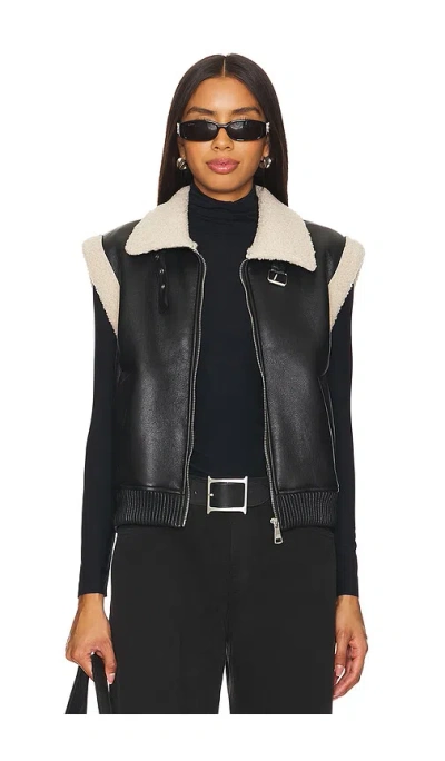 Steve Madden Avi Vest In 黑色