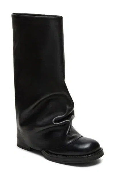 Steve Madden Benton Boot In Black