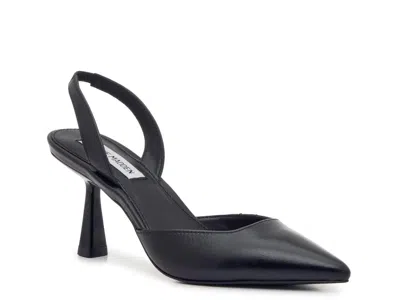 Steve Madden Beyah Pump In Black