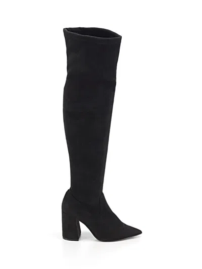 Pre-owned Steve Madden Boots In Black