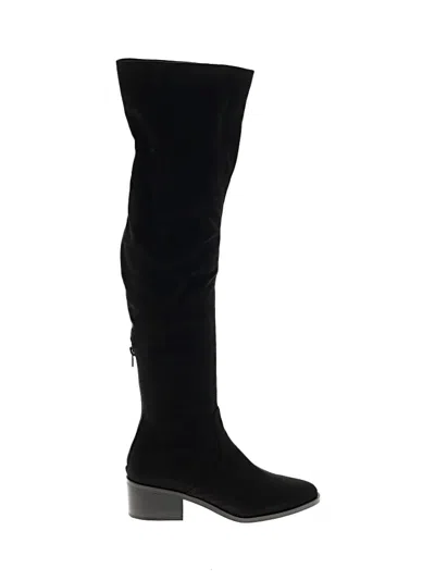 Pre-owned Steve Madden Boots In Black