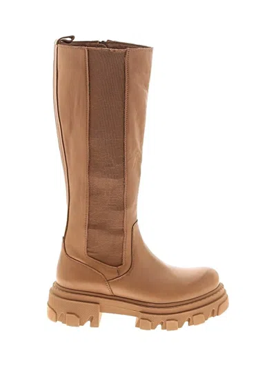 Pre-owned Steve Madden Boots In Brown