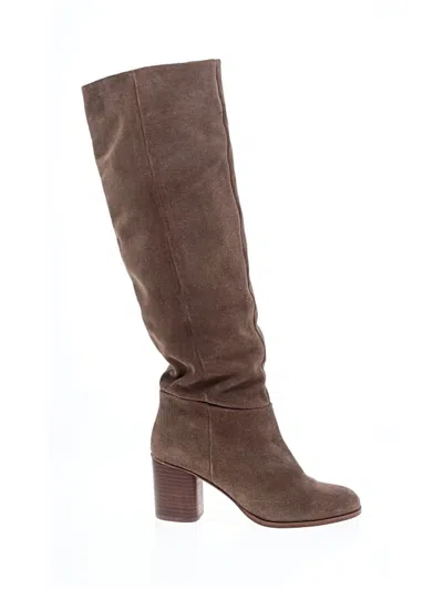 Pre-owned Steve Madden Boots In Brown