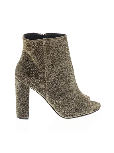 Pre-owned Steve Madden Boots In Gold
