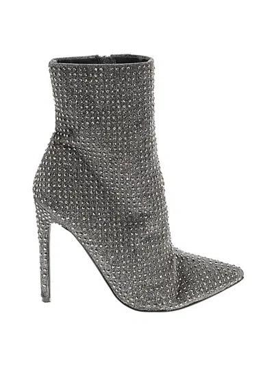 Pre-owned Steve Madden Boots In Gray