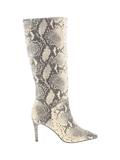 Pre-owned Steve Madden Boots In Ivory