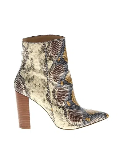 Pre-owned Steve Madden Boots In White