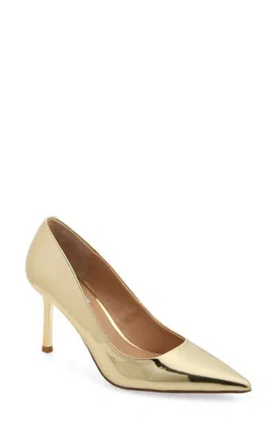 Steve Madden Carmel Pointed Toe Pump In Gold Crackle