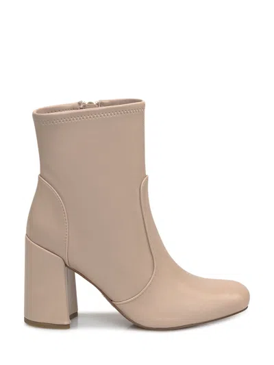 Steve Madden Chic Elevated Ankle Boots With Heel In Neutral