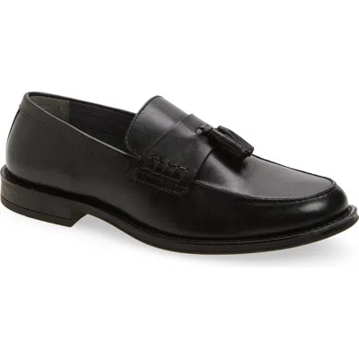 Steve Madden Daimon Tassel Loafer In Black