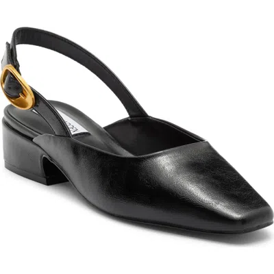 Steve Madden Diona Slingback Pump In Blk Patent