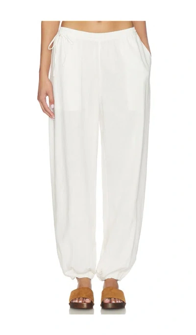 Steve Madden Divinia Pant In White