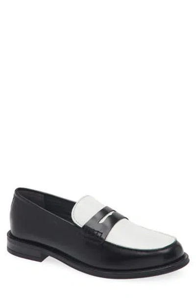 Steve Madden Draggo Penny Loafer In Black/ White