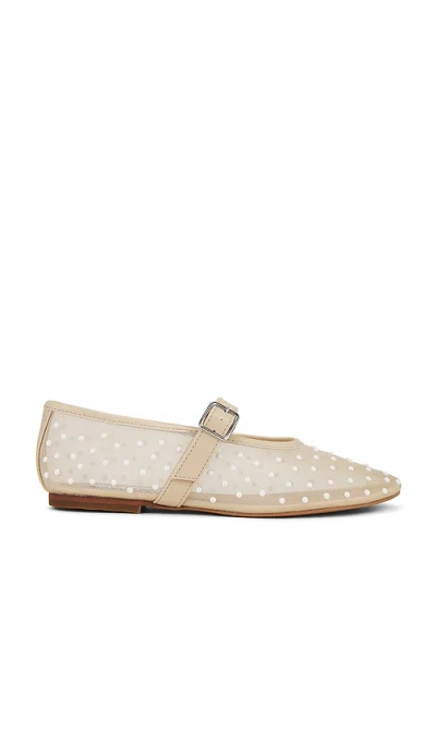 Steve Madden Dreaming Flats In Nude