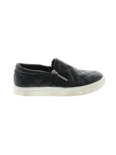 Pre-owned Steve Madden Flats In Black