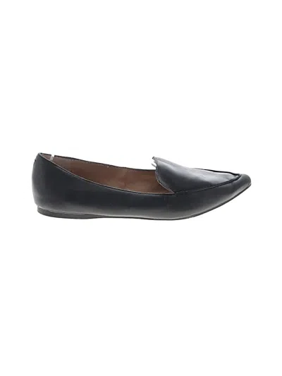 Pre-owned Steve Madden Flats In Black