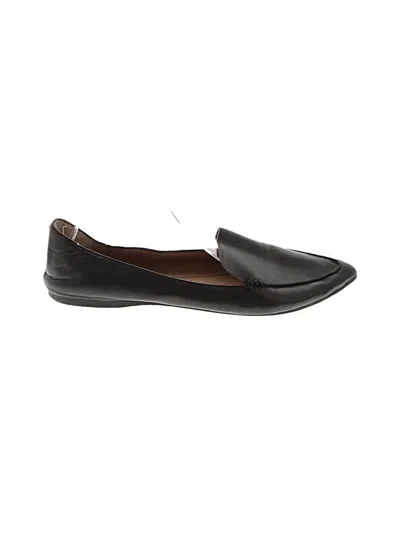 Pre-owned Steve Madden Flats In Black