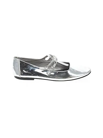 Pre-owned Steve Madden Flats In Silver
