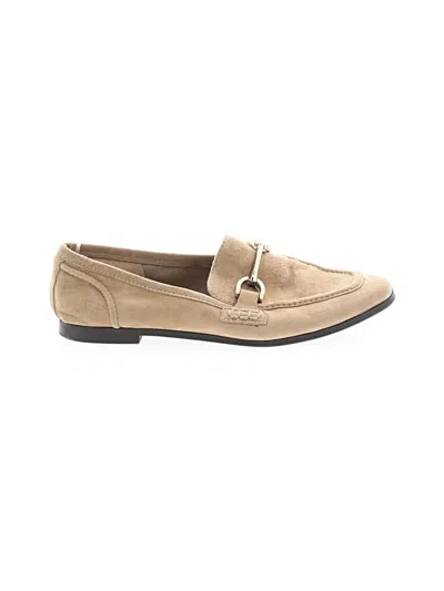 Pre-owned Steve Madden Flats In Tan