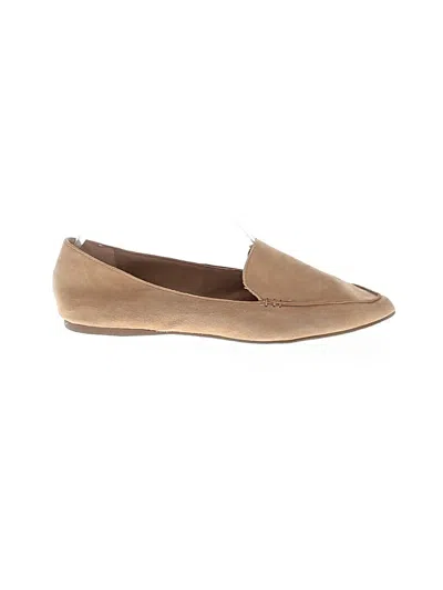 Pre-owned Steve Madden Flats In Tan