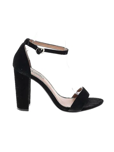 Pre-owned Steve Madden Heels In Black