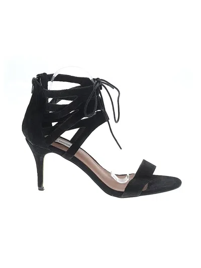 Pre-owned Steve Madden Heels In Black
