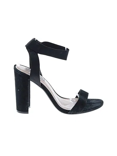 Pre-owned Steve Madden Heels In Black