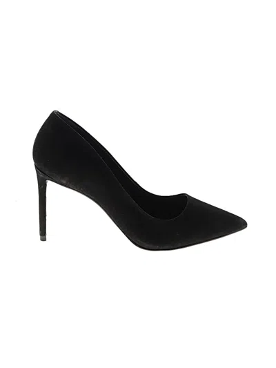 Pre-owned Steve Madden Heels In Black