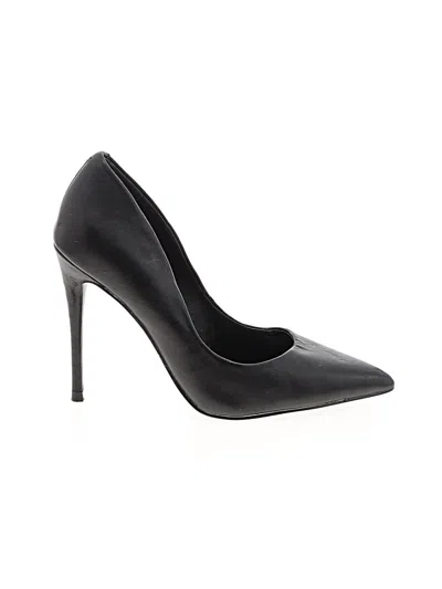 Pre-owned Steve Madden Heels In Black