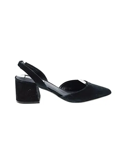 Pre-owned Steve Madden Heels In Black