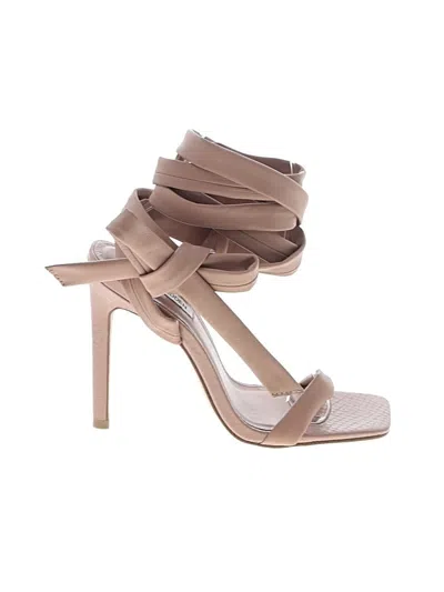 Pre-owned Steve Madden Heels In Brown