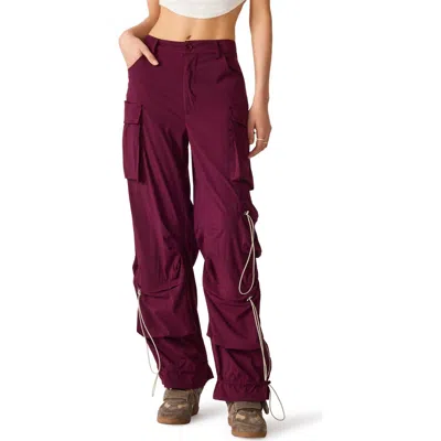 Steve Madden Jacey Drawstring Hem Cargo Pants In Burgundy