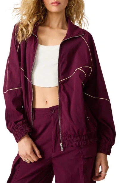 Steve Madden Jacey Windbreaker Jacket In Burgundy