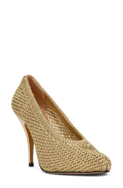 Steve Madden Juliette Crochet Pointed Toe Pump In Champagne
