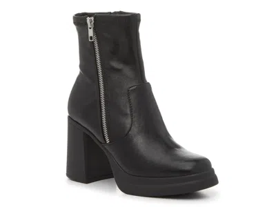 Steve Madden Kamilia Bootie In Black