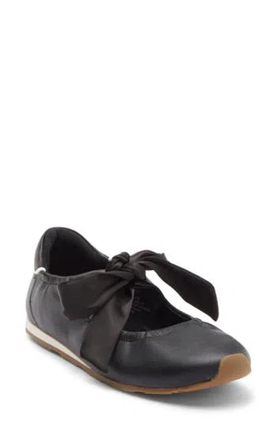 Steve Madden Karmah Sneaker In Black